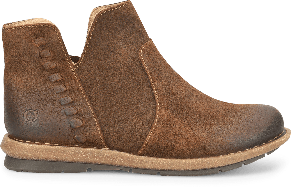 Taj bootie in brown suede.