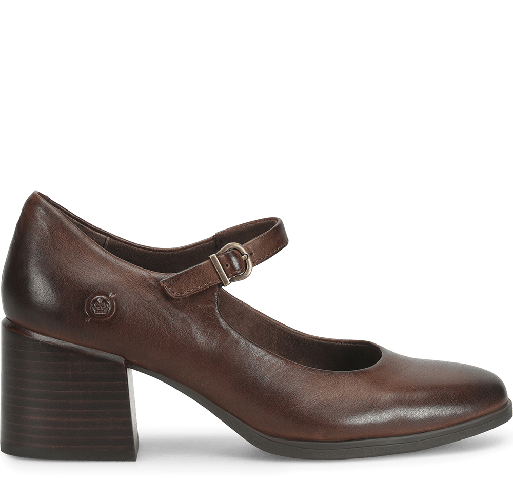 Laine heeled mary jane in brown leather.
